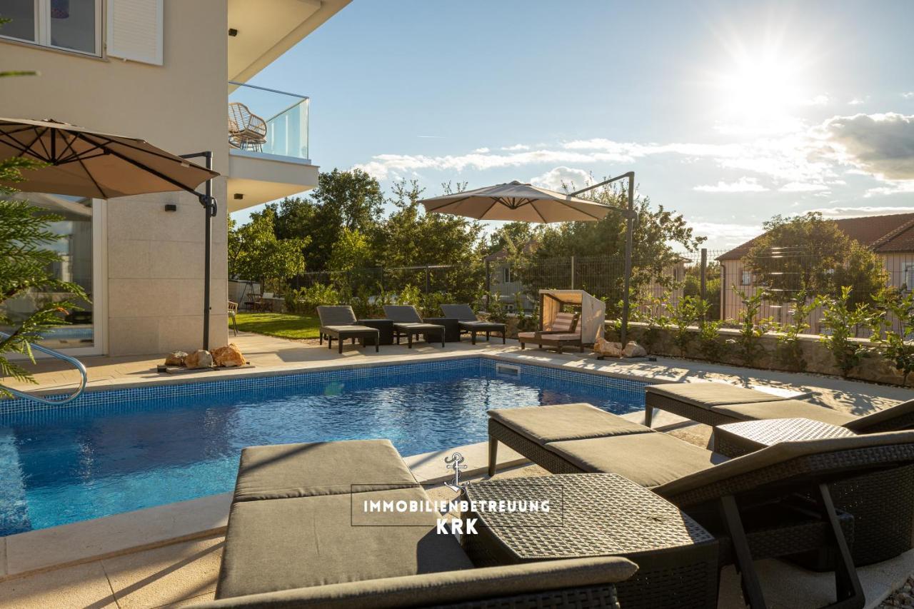 מאלינסקה Villa Richard מראה חיצוני תמונה