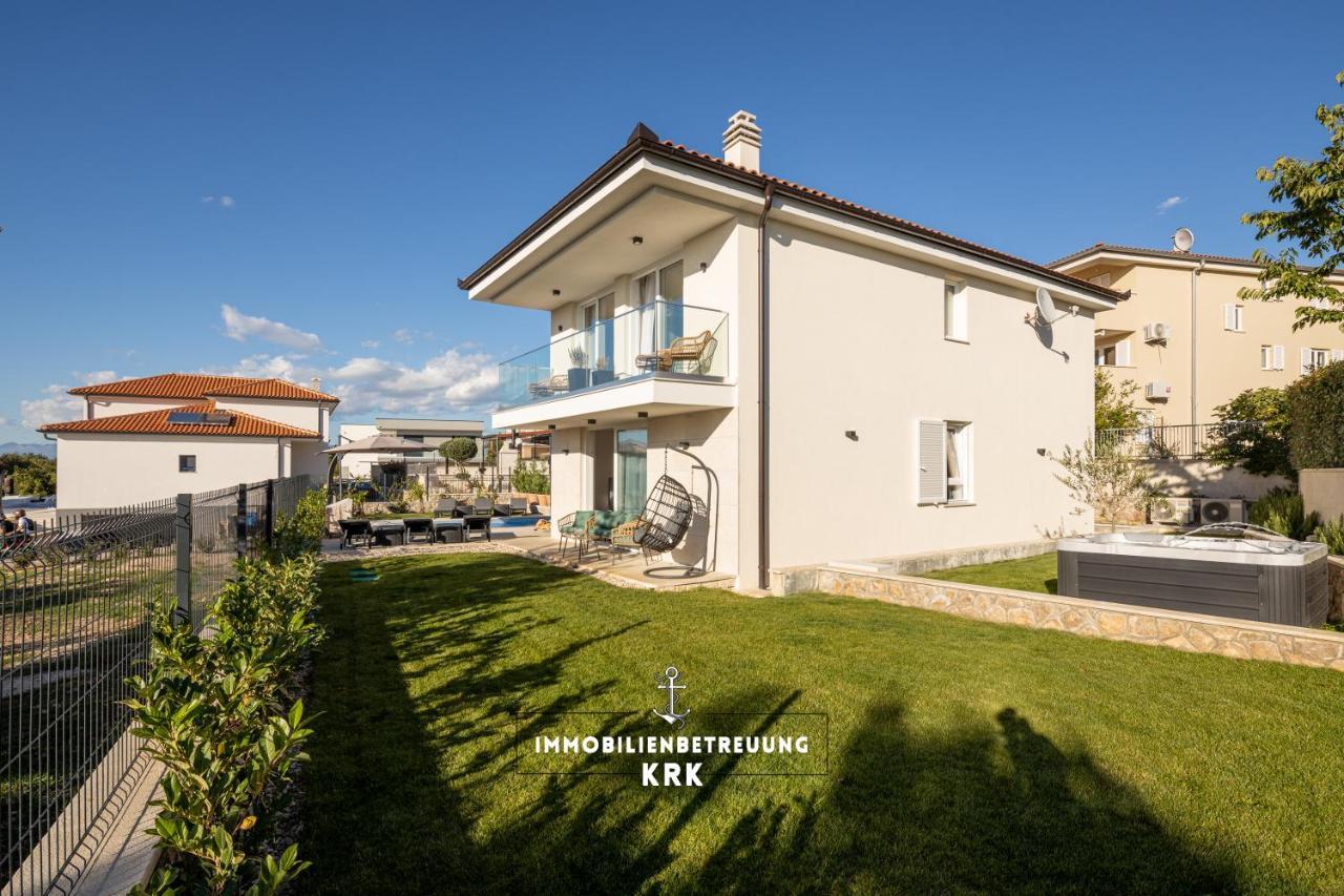מאלינסקה Villa Richard מראה חיצוני תמונה