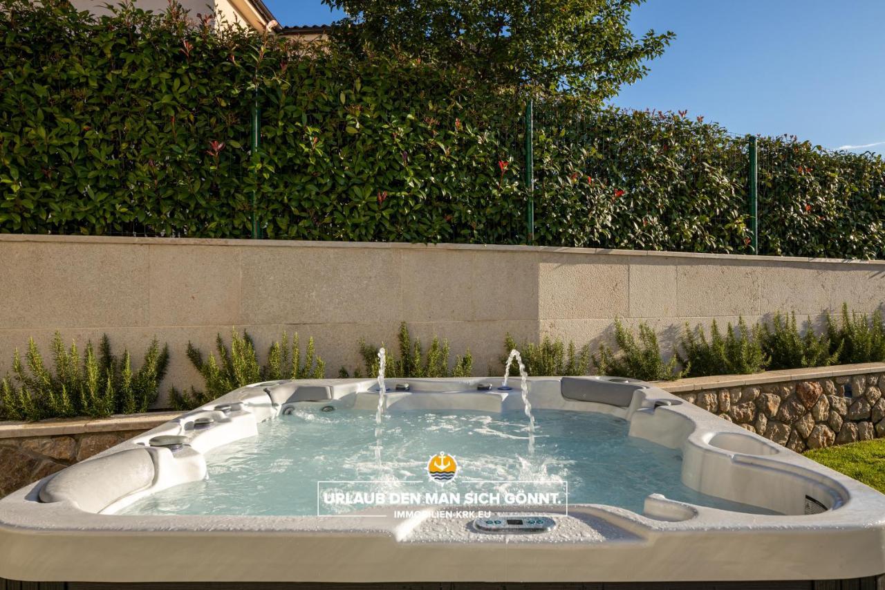 מאלינסקה Villa Richard מראה חיצוני תמונה